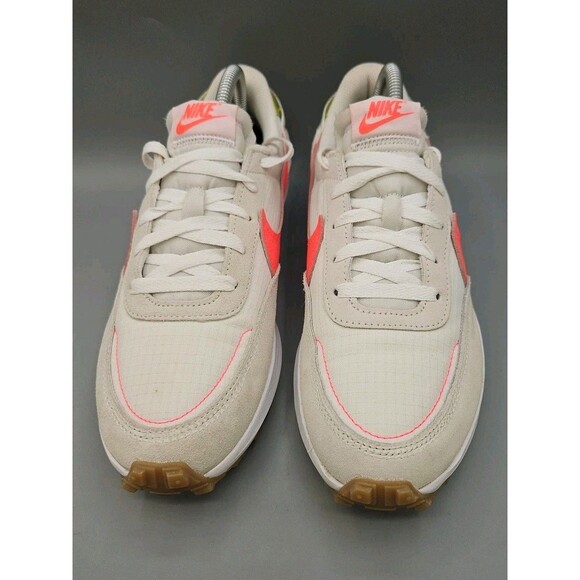 Nike Womens Waffle Debut FJ4572-100 White Casual Shoes Sneakers Size 9.5 - Picture 2 of 11